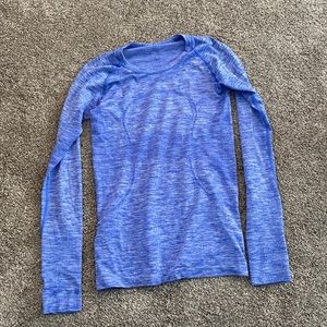 Lululemon swiftly tech blue longsleeve size 6